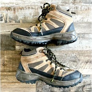 BearPaw Brown Leather Hiking Outdoor Camping Boots Boy's 3